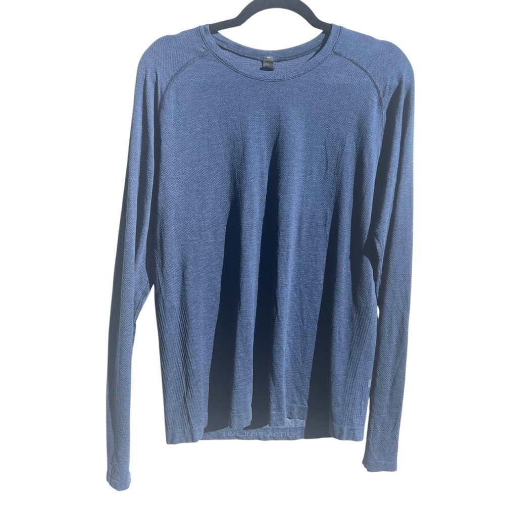 Men’s blue long sleeve Lululemon shirt size medium M